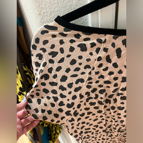 Leopard PJ tee, but can be worn out - Picture 7 of 8